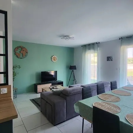 펜션 La Maison Du Bonheur Saint-Mard (Charente-Maritime)